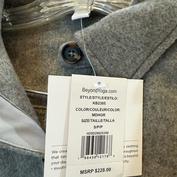 Beyond Yoga Insulated Wool Button-Up Jacket - Picture 5 of 5